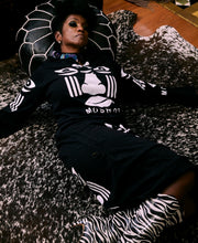 Load image into Gallery viewer, Orí-Akoni-Nlá T-Shirt Dress