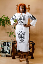 Load image into Gallery viewer, Orí-Akoni-Nlá T-Shirt Dress