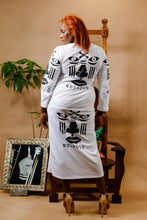 Load image into Gallery viewer, Orí-Akoni-Nlá T-Shirt Dress