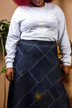 Load image into Gallery viewer, Orí-Akoni-Nlá Long Sleeve T-Shirt
