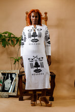 Load image into Gallery viewer, Orí-Akoni-Nlá T-Shirt Dress
